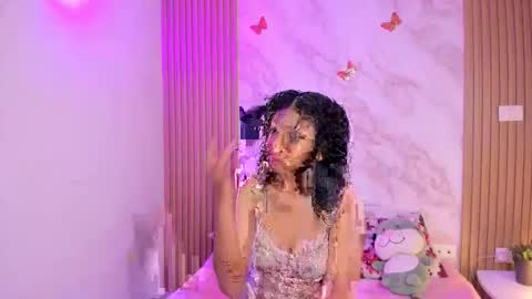 Natalia online show from 11/25/25, 07:47