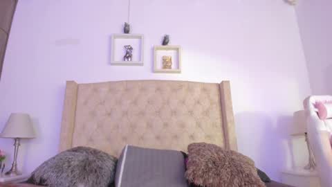Snapshot of natalia_collinslim chatting on 01/04/25, 03:18 Natalia online show from 01/04/25, 03:18