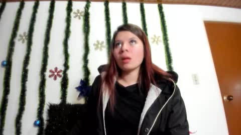 Natalia Walker online show from 12/20/25, 12:34