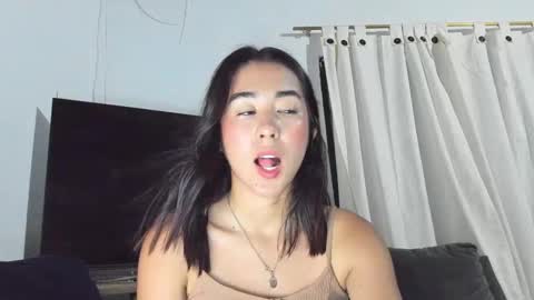 Snapshot of nataliaa05 chatting on 12/23/24, 10:55 Nati online show from 12/23/24, 10:55