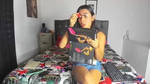 Snapshot of nataliaa05 chatting on 02/16/25, 03:47 Nati online show from 02/16/25, 03:47