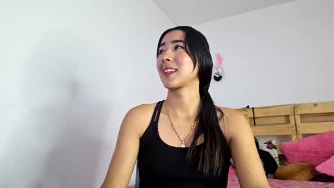 Snapshot of nataliaa05 chatting on 10/08/25, 06:38 Nati online show from 10/08/25, 06:38