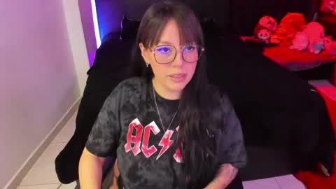 Natalia online show from 04/24/26, 04:15