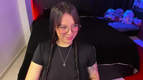 Snapshot of nataliasweet98 chatting on 05/03/26, 12:05 Natalia online show from 05/03/26, 12:05