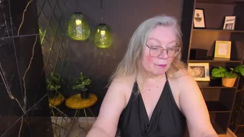 Snapshot of natalicloud chatting on 05/02/26, 01:38 NataliCloud online show from 05/02/26, 01:38