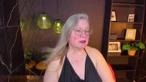 Snapshot of natalicloud chatting on 05/08/26, 02:00 NataliCloud online show from 05/08/26, 02:00