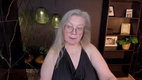 Snapshot of natalicloud chatting on 05/16/26, 01:54 NataliCloud online show from 05/16/26, 01:54