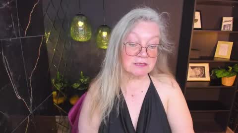 Snapshot of natalicloud chatting on 05/22/26, 02:55 NataliCloud online show from 05/22/26, 02:55