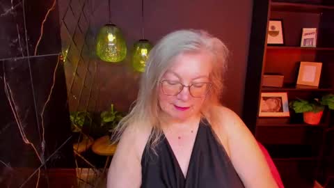 Snapshot of natalicloud chatting on 06/03/26, 01:25 NataliCloud online show from 06/03/26, 01:25