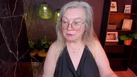 Snapshot of natalicloud chatting on 06/03/26, 02:33 NataliCloud online show from 06/03/26, 02:33