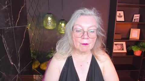 Snapshot of natalicloud chatting on 06/07/26, 01:04 NataliCloud online show from 06/07/26, 01:04