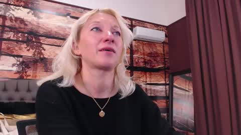 Natalie online show from 12/15/25, 11:47