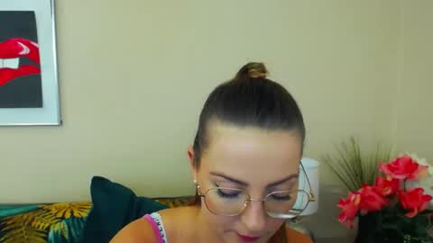 Snapshot of natalie_live chatting on 02/11/25, 10:26 NatalieSexy online show from 02/11/25, 10:26