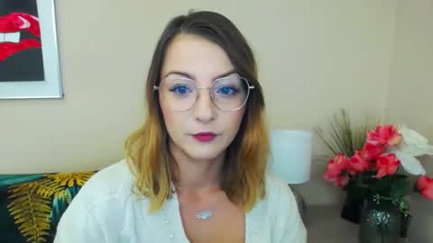 Snapshot of natalie_live chatting on 02/13/25, 07:13 NatalieSexy online show from 02/13/25, 07:13