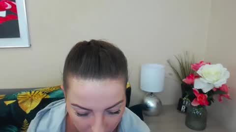 Snapshot of natalie_live chatting on 02/20/25, 10:27 NatalieSexy online show from 02/20/25, 10:27