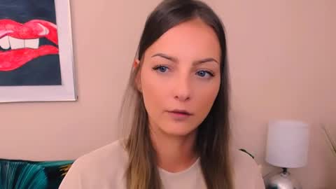 Snapshot of natalie_live chatting on 06/12/26, 06:23 NatalieSexy online show from 06/12/26, 06:23