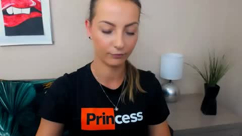Snapshot of natalie_live chatting on 07/01/26, 06:04 NatalieSexy online show from 07/01/26, 06:04