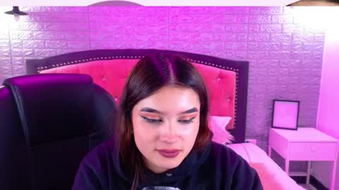 natalie  online show from 09/25/25, 02:59