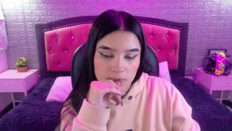 natalie  online show from 02/09/26, 03:32