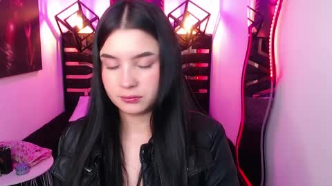 natalie  online show from 04/28/26, 08:14