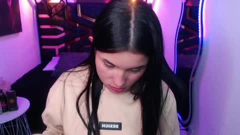natalie  online show from 05/06/26, 08:47