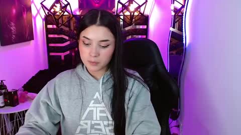 natalie  online show from 06/04/26, 08:15