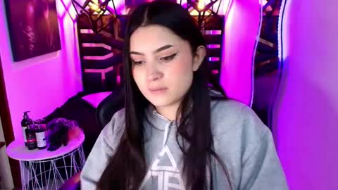 natalie  online show from 06/09/26, 08:09