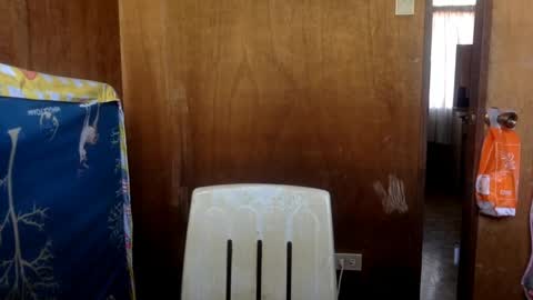 Emma online show from 04/23/26, 04:14