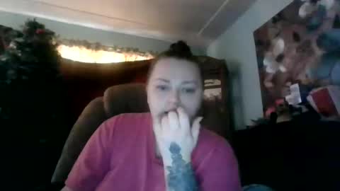 Snapshot of nataliedays chatting on 12/05/24, 03:39 Natalie  online show from 12/05/24, 03:39