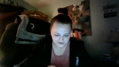 Snapshot of nataliedays chatting on 02/05/25, 03:13 Natalie  online show from 02/05/25, 03:13