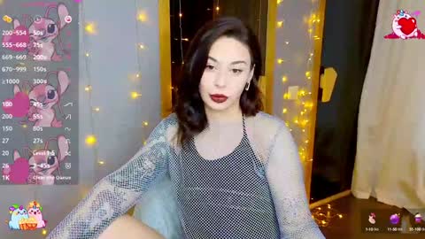 Snapshot of natalimillers chatting on 01/28/25, 12:43 Natali online show from 01/28/25, 12:43