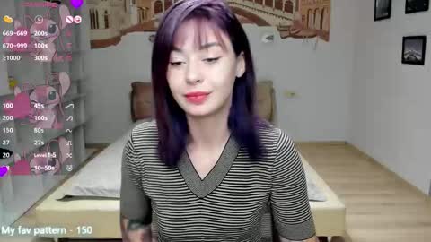 Snapshot of natalimillers chatting on 09/21/25, 05:31 Natali online show from 09/21/25, 05:31