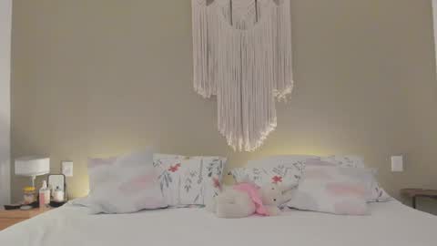 Snapshot of nataly_05 chatting on 09/27/25, 03:00 anatalybee online show from 09/27/25, 03:00