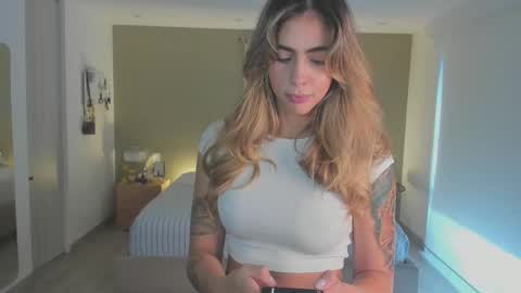 anatalybee online show from 11/09/25, 07:12