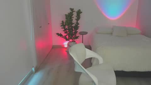 anatalybee online show from 02/14/26, 09:22