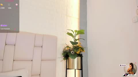  NATALY  online show from 03/05/25, 10:21