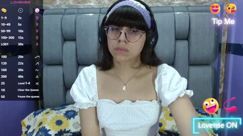 Snapshot of nataly_cloud chatting on 12/05/24, 12:44 N A T A L Y online show from 12/05/24, 12:44