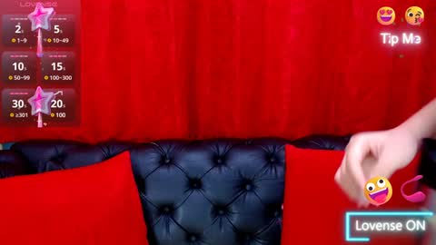 Snapshot of nataly_cloud chatting on 12/07/24, 04:36 N A T A L Y online show from 12/07/24, 04:36