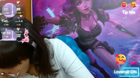 Snapshot of nataly_cloud chatting on 01/08/25, 04:11 N A T A L Y online show from 01/08/25, 04:11