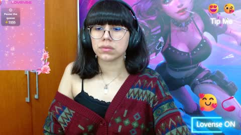 Snapshot of nataly_cloud chatting on 01/10/25, 12:47 N A T A L Y online show from 01/10/25, 12:47