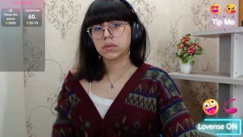 Snapshot of nataly_cloud chatting on 01/11/25, 12:50 N A T A L Y online show from 01/11/25, 12:50