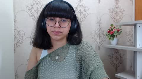 Snapshot of nataly_cloud chatting on 01/15/25, 01:09 N A T A L Y online show from 01/15/25, 01:09