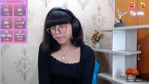 Snapshot of nataly_cloud chatting on 01/19/25, 03:53 N A T A L Y online show from 01/19/25, 03:53