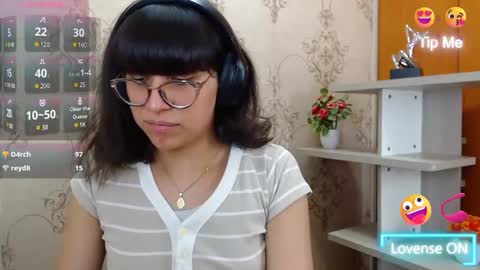 Snapshot of nataly_cloud chatting on 01/22/25, 03:51 N A T A L Y online show from 01/22/25, 03:51