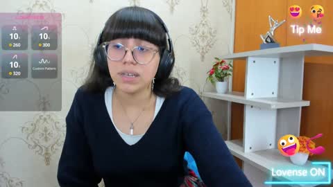 Snapshot of nataly_cloud chatting on 01/30/25, 03:51 N A T A L Y online show from 01/30/25, 03:51