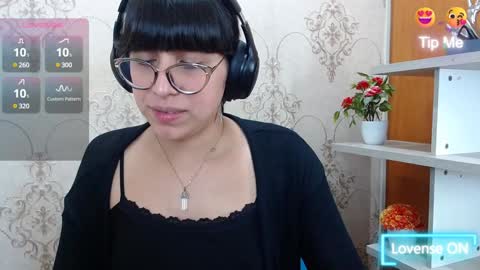 Snapshot of nataly_cloud chatting on 02/07/25, 04:24 N A T A L Y online show from 02/07/25, 04:24