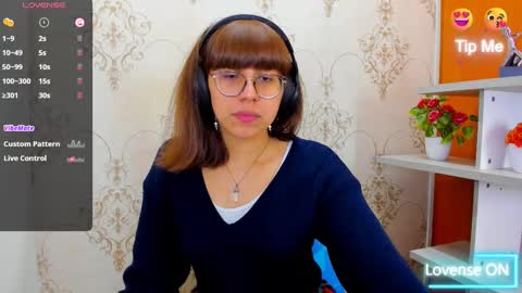 Snapshot of nataly_cloud chatting on 03/05/25, 12:22 N A T A L Y online show from 03/05/25, 12:22