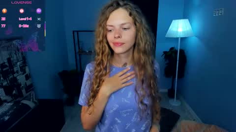 Natalie online show from 09/14/25, 05:17