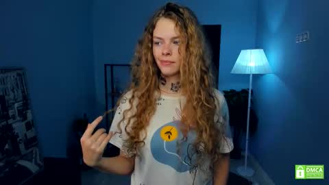 Natalie online show from 11/04/25, 05:06