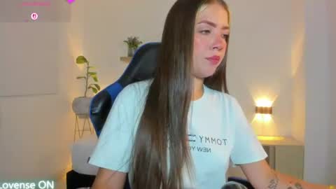 Snapshot of nataly_rodri chatting on 07/08/26, 02:16 Nataly online show from 07/08/26, 02:16